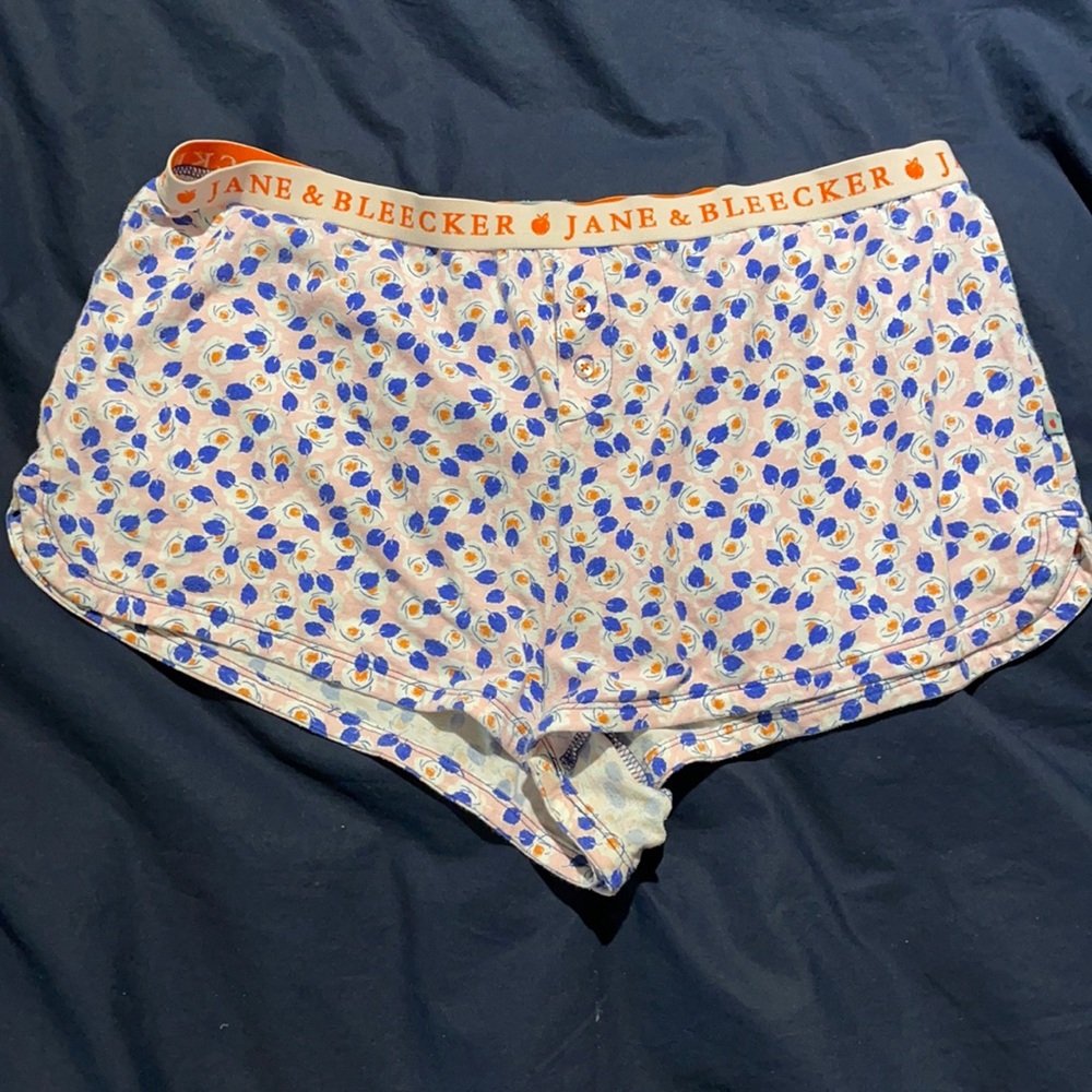 Sleep shorts
